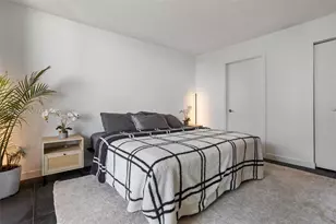 540 Brickell Key Dr, Miami, FL 33131 - Photo 17