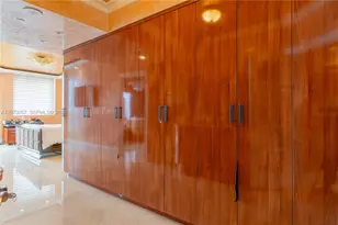 17875 Collins Ave, Sunny Isles Beach, FL 33160 - Photo 19