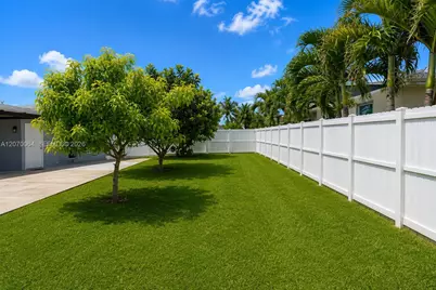 19221 SW 319th St, Homestead, FL 33030 - Photo 21