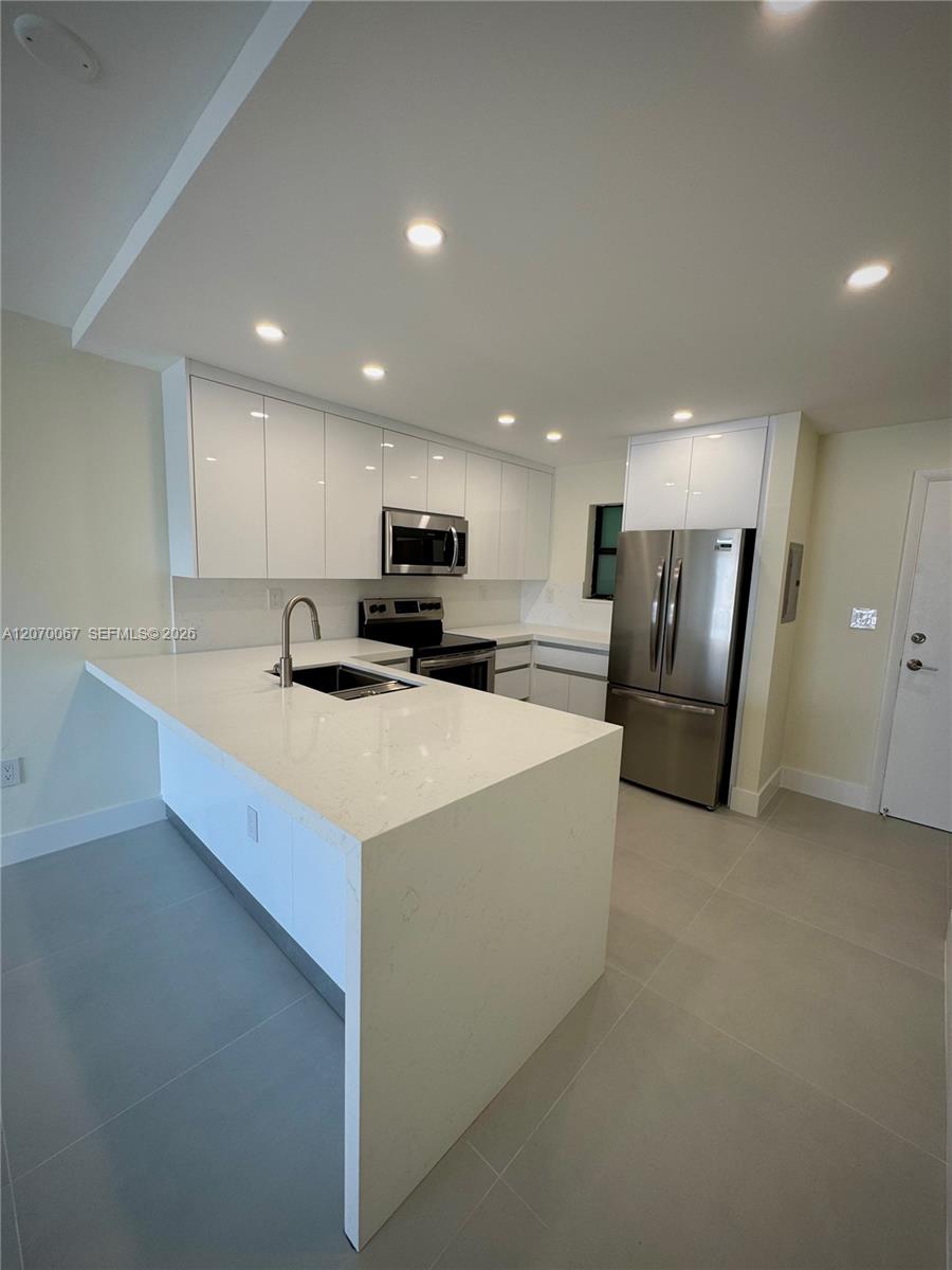 1530 SW 2nd St #405 - 1530 SW 2nd St #405, Miami, FL 33135 Luxury Property | Jose Angel Pina