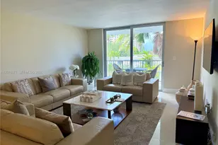 210 Seaview Dr, Key Biscayne, FL 33149 - Photo 7