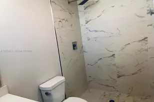2505 NE 193 St, Aventura, FL 33180 - Photo 5