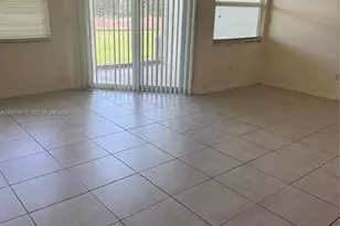 2255 SE 27th Dr, Homestead, FL 33035 - Photo 5