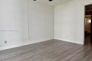 5401 Collins Ave, Miami Beach, FL 33140 - Photo 23