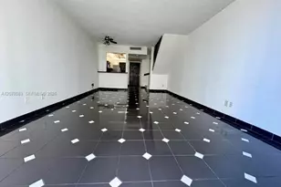 5401 Collins Ave, Miami Beach, FL 33140 - Photo 17