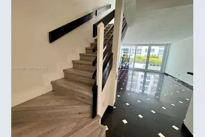 5401 Collins Ave #144, Miami Beach, FL 33140 - Photo 19