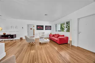 1085 NE 84th St, Miami, FL 33138 - Photo 5