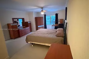 2640 NE 135th St, North Miami, FL 33181 - Photo 15