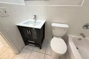 1821 N 17th Ct, Hollywood, FL 33020 - Photo 19