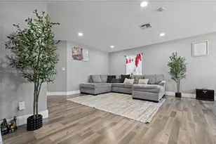 401 NW Kilpatrick Ave, Port Saint Lucie, FL 34983 - Photo 5