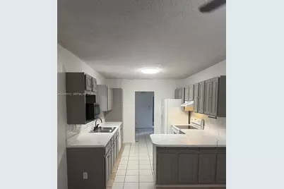 19920 SW 118th Pl, Miami, FL 33177 - Photo 5