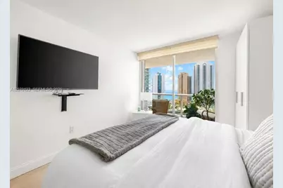 16500 Collins Ave #1751, Sunny Isles Beach, FL 33160 - Photo 11