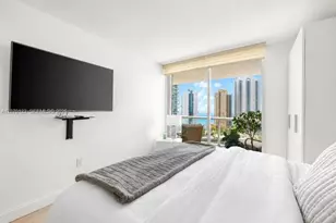 16500 Collins Ave, Sunny Isles Beach, FL 33160 - Photo 11