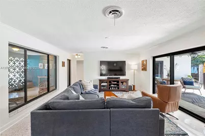 3700 W Park Rd, Hollywood, FL 33021 - Photo 13