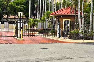 18332 NW 68th Ave, Hialeah, FL 33015 - Photo 3