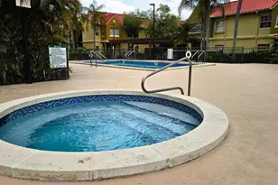 18332 NW 68th Ave, Hialeah, FL 33015 - Photo 5