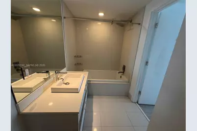 55 SW 9th St #2410, Miami, FL 33130 - Photo 7