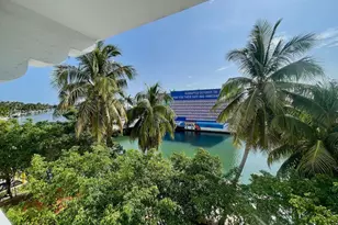 4035 N Meridian Ave, Miami Beach, FL 33140 - Photo 13
