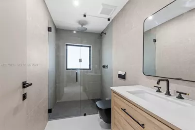 200 N 52nd Ave, Hollywood, FL 33021 - Photo 15