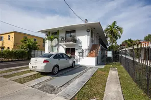 979 SW 10th St, Miami, FL 33130 - Photo 15