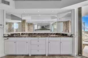 20185 E Country Club Dr, Aventura, FL 33180 - Photo 13