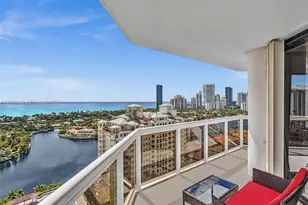 20185 E Country Club Dr, Aventura, FL 33180 - Photo 3