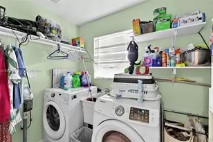 15735 SW 153rd Ave, Miami, FL 33187 - Photo 37