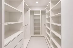 19390 Collins Ave, Sunny Isles Beach, FL 33160 - Photo 11