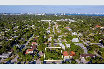 10901 NE 3rd Ave, Miami, FL 33161 - Photo 31