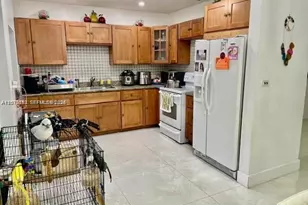 10891 N Snapper Creek Dr, Miami, FL 33173 - Photo 5