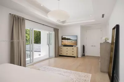 1015 Bayamo Ave, Coral Gables, FL 33146 - Photo 11