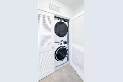 302 NE 1st Dr #302, Florida City, FL 33034 - Photo 5