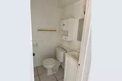 927 NW 7th Ct #3, Miami, FL 33136 - Photo 7