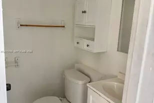 927 NW 7th Ct, Miami, FL 33136 - Photo 7