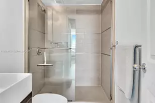 1500 Bay Rd, Miami Beach, FL 33139 - Photo 21
