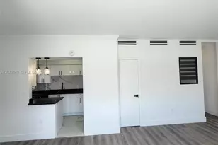 2101 Normandy Dr, Miami Beach, FL 33141 - Photo 9