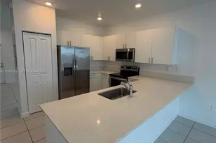 11863 SW 247th Ter, Homestead, FL 33032 - Photo 1