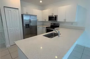 11863 SW 247th Ter, Homestead, FL 33032 - Photo 9