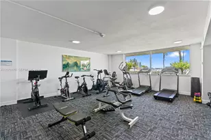 2821 N Miami Beach Blvd, North Miami Beach, FL 33160 - Photo 11
