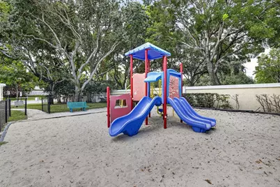 4902 SW 31st Ter, Dania Beach, FL 33312 - Photo 29
