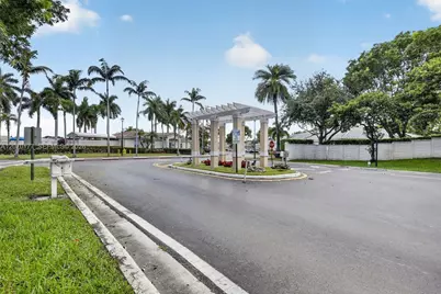 4902 SW 31st Ter, Dania Beach, FL 33312 - Photo 33