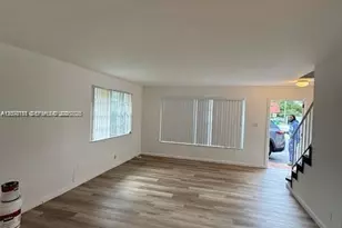 2010 NW 59th Wy, Lauderhill, FL 33313 - Photo 11