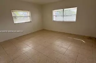 2010 NW 59th Wy, Lauderhill, FL 33313 - Photo 5