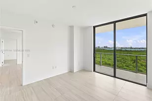 2411 Laguna Cir, Miami, FL 33181 - Photo 23