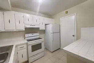 3700 NW 21st St, Lauderdale Lakes, FL 33311 - Photo 3