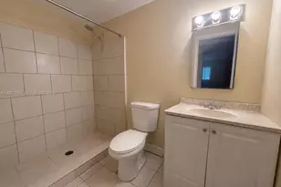 3700 NW 21st St, Lauderdale Lakes, FL 33311 - Photo 11
