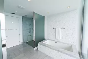 16901 Collins Ave, Sunny Isles Beach, FL 33160 - Photo 15