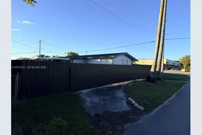 8100 Taft St #N/A, Pembroke Pines, FL 33024 - Photo 3