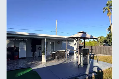 8100 Taft St #N/A, Pembroke Pines, FL 33024 - Photo 21