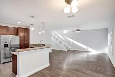 6079 Grand Cypress Cir W, Coconut Creek, FL 33073 - Photo 9